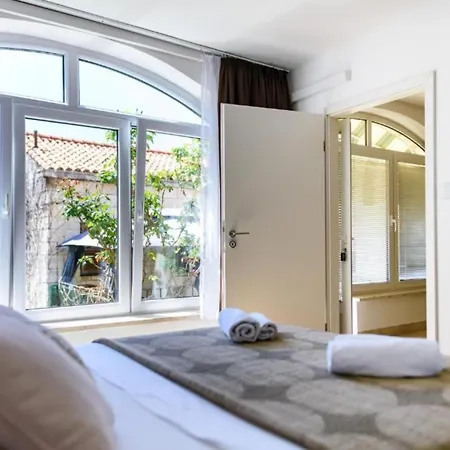 Luce & Toma Apartmán